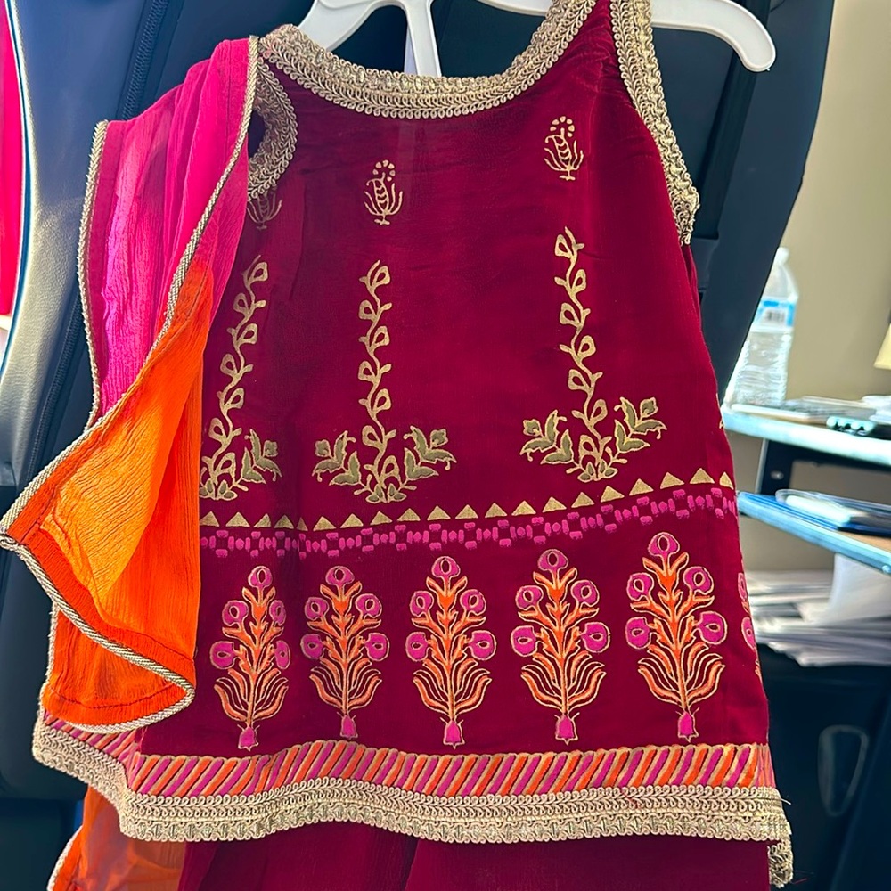 J. 3 piece gharara set for girls.  Pakistani/Indian dress. 3-6 month